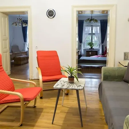 Apartment B333 - In The Heart Of The